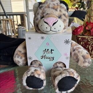 Aroma Home Leopard Hot Hugs Plush